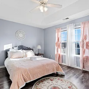  Homestay Locked In United States