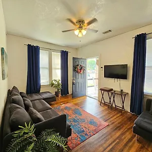  Apartment Cool And Calm United States